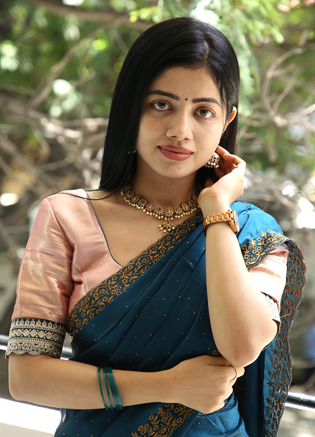Kotha Malupu Movie Heroine Bhairavi Ardhya Deka HD Photos9