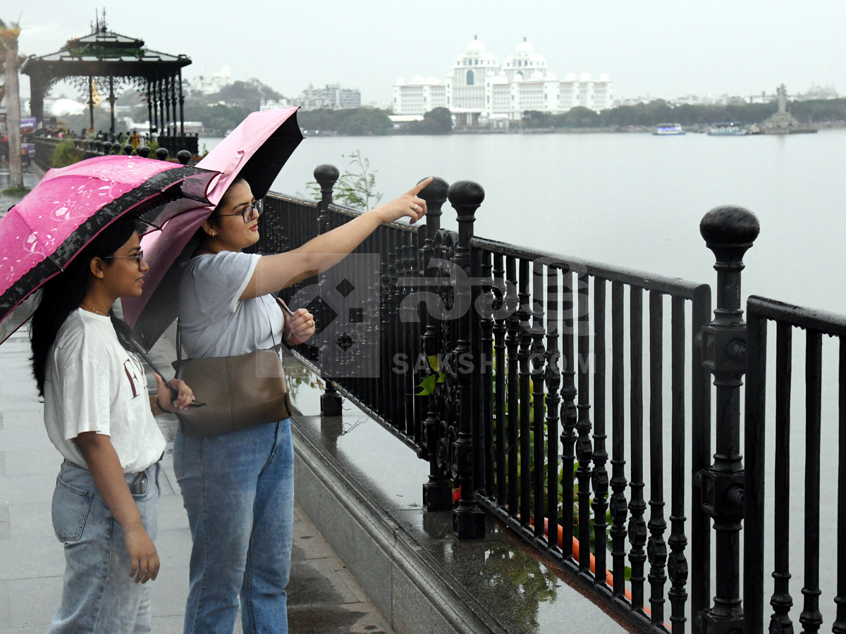 Heavy Rainfall In Parts Of Hyderabad Photos13