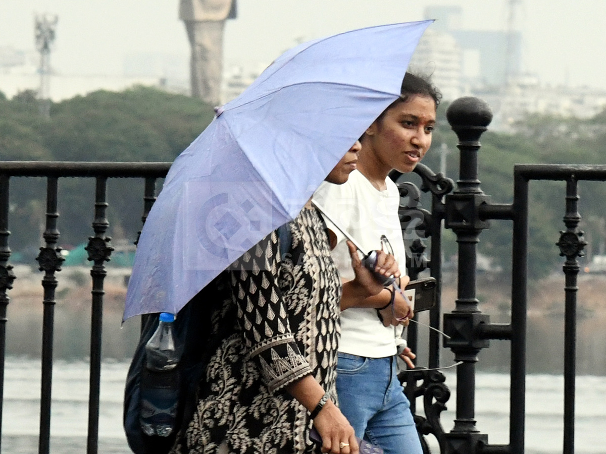 Heavy Rainfall In Parts Of Hyderabad Photos19