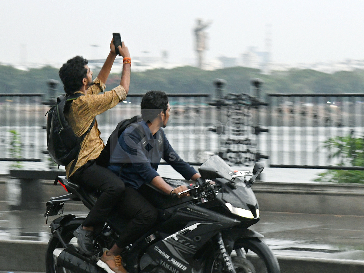 Heavy Rainfall In Parts Of Hyderabad Photos21