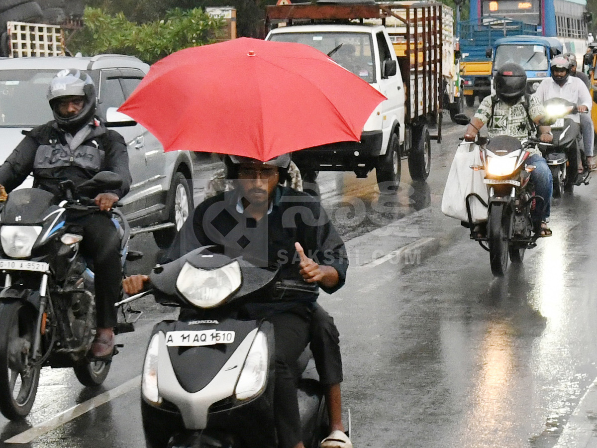 Heavy Rainfall In Parts Of Hyderabad Photos8