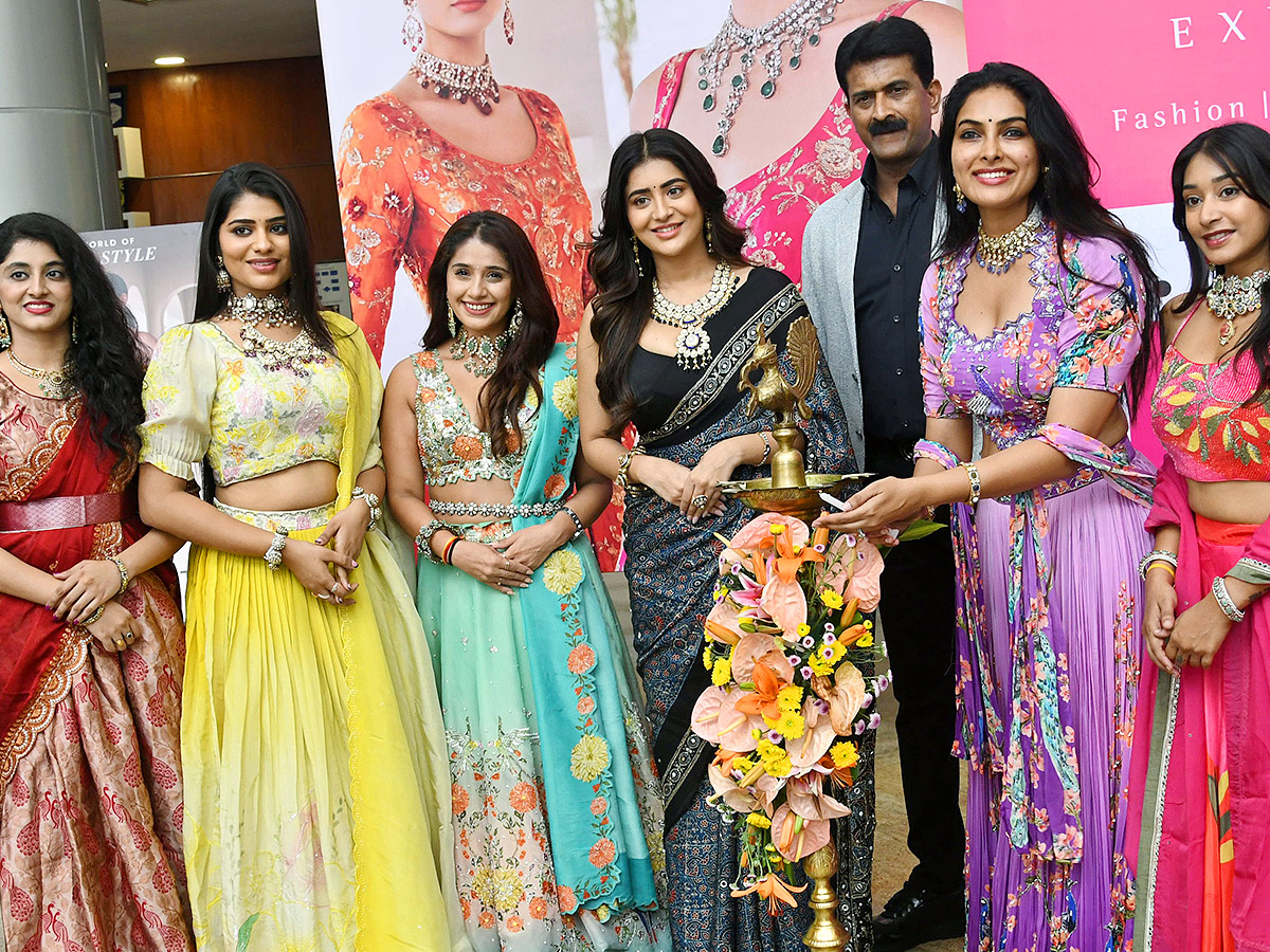 Hi Life Exhibition At Novotel Hyderabad HD Photos20