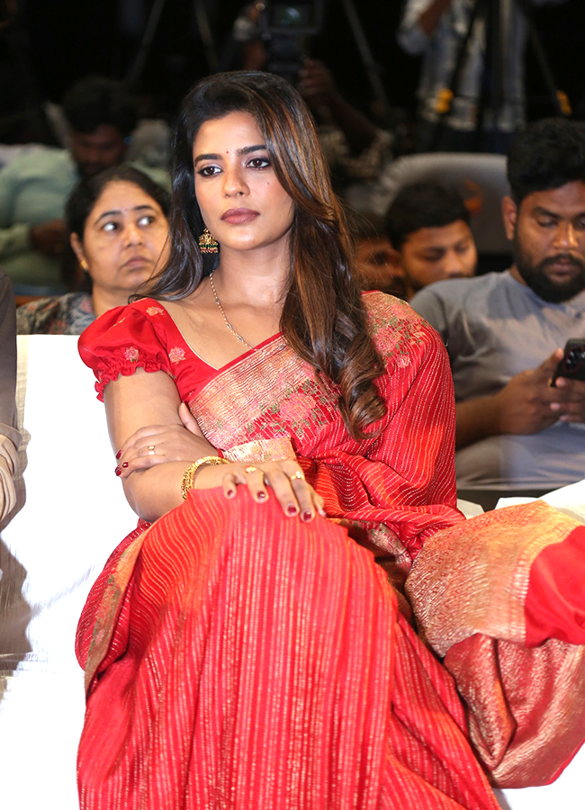 Actress Aishwarya Rajesh In Oh Sukumari Movie Teaser9