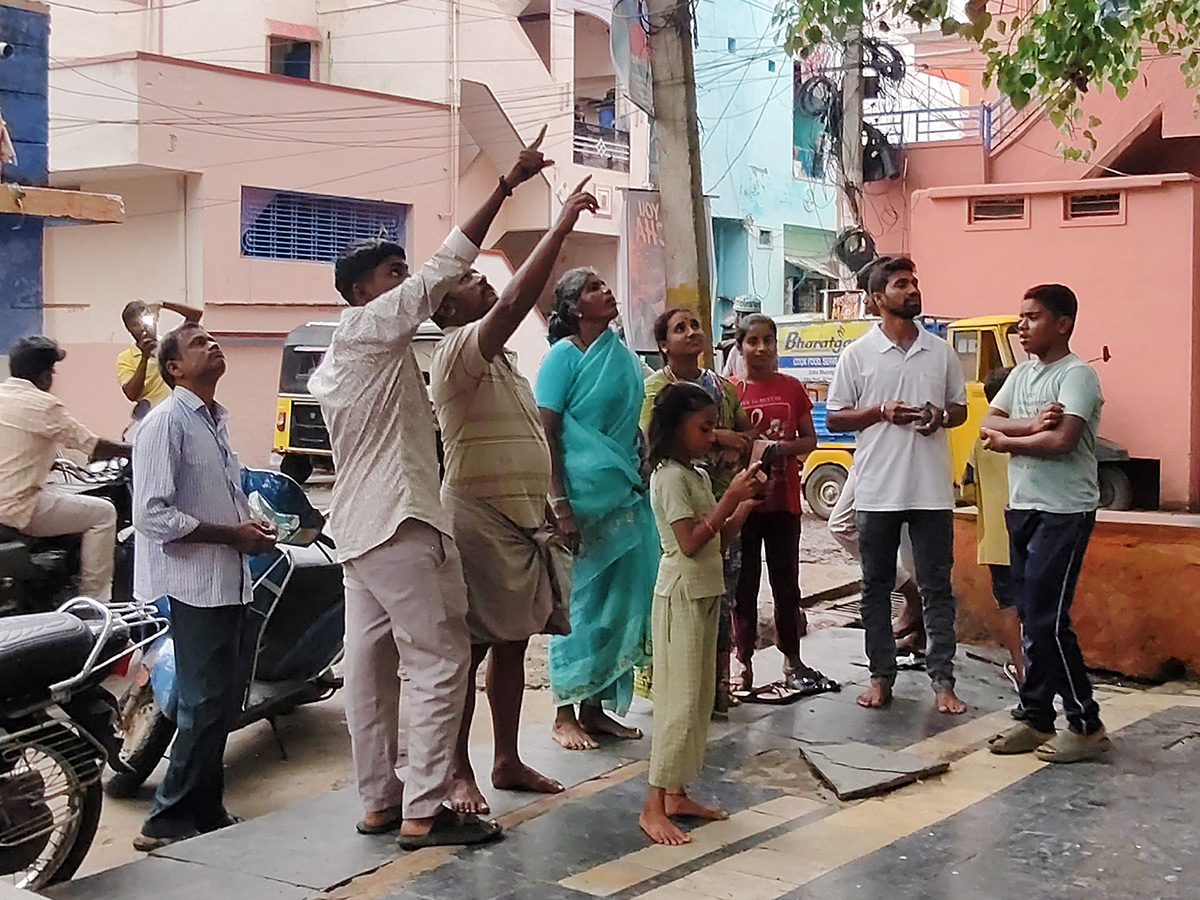 Kurnool Most Mysterious Tree Opened Its Eyes Viral Photos6