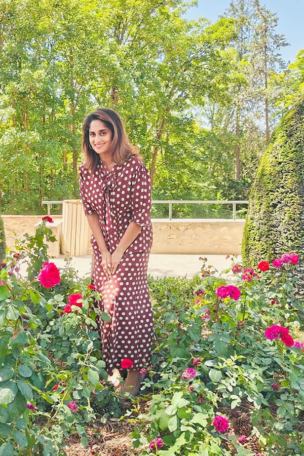 Actress Shalini Shares vacation Trip Pictures With Family2