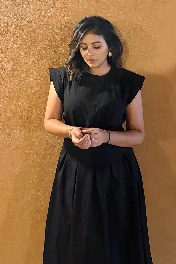 Actress Anjali Birthday Celebrations Photos6