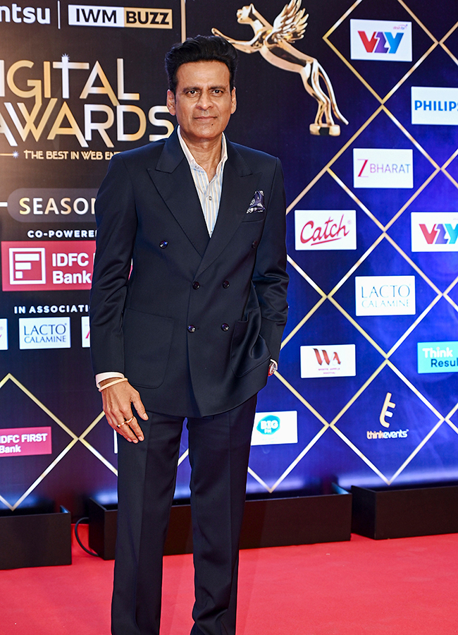 IWMBuzz Digital Awards Season 8 in Mumbai Photos24