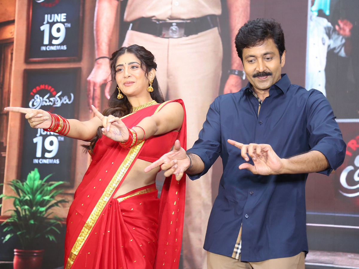 Vadde Naveen Transfer Trimurthulu Movie Pre Release Event Photos 1