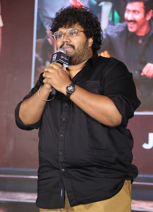 Vadde Naveen Transfer Trimurthulu Movie Pre Release Event Photos 12