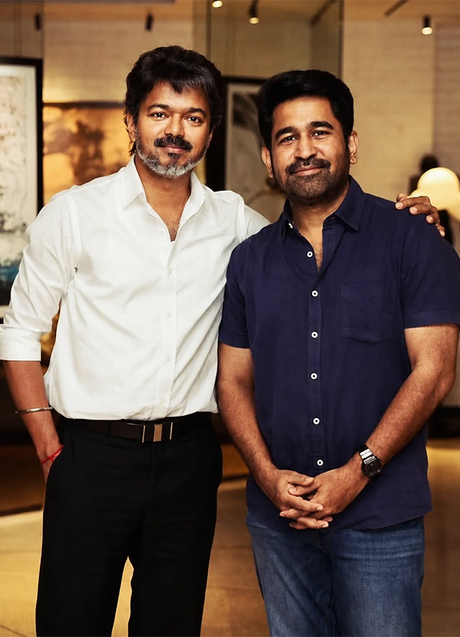 A Complete Photos Gallery Of Celebrities Who Met Vijay After He Became CM Of Tamil Nadu14
