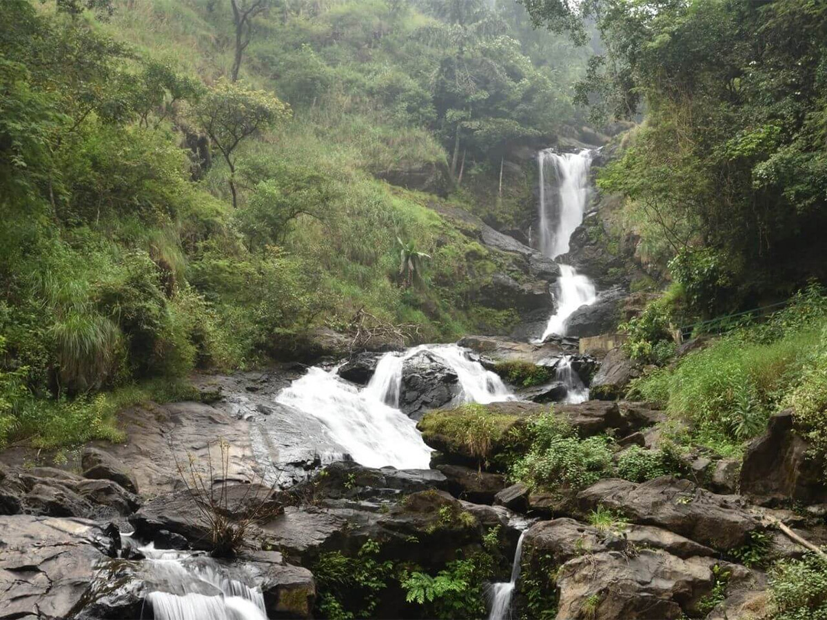 Karnataka Tourism : Waterfall in Karnataka HD Photos8