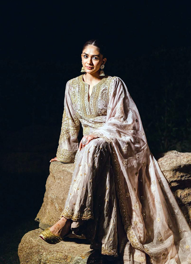 Anarkali ,Saree or Kurta  After Mrunal, No One Does It Better Photos..2