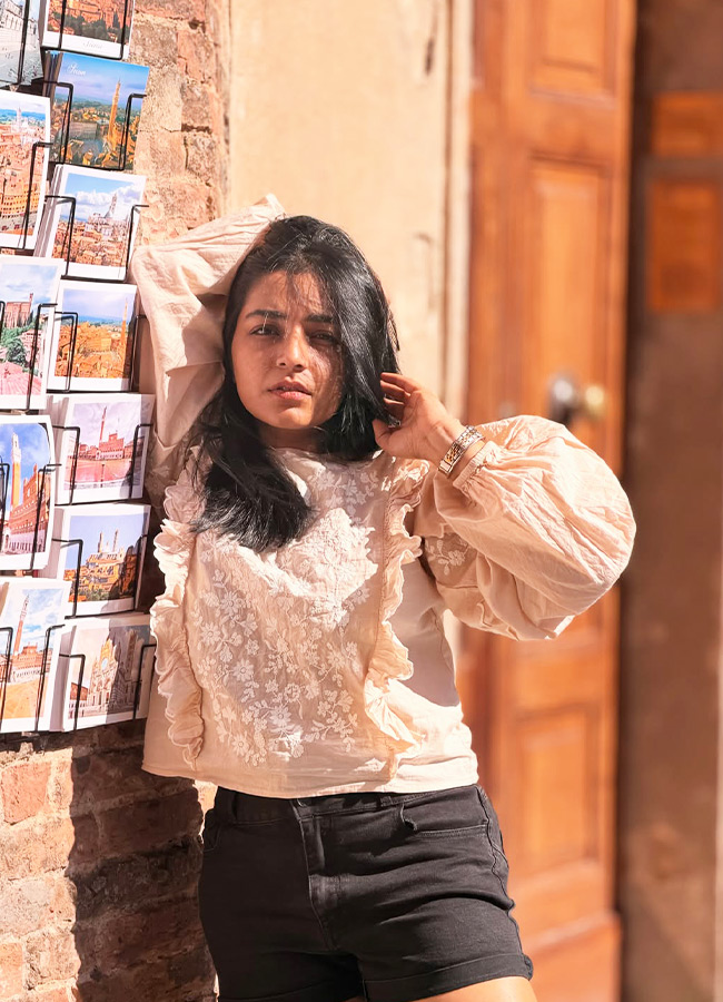 Do You Recognize This Actress? She Appeared in Only One Telugu Movie Photos..5