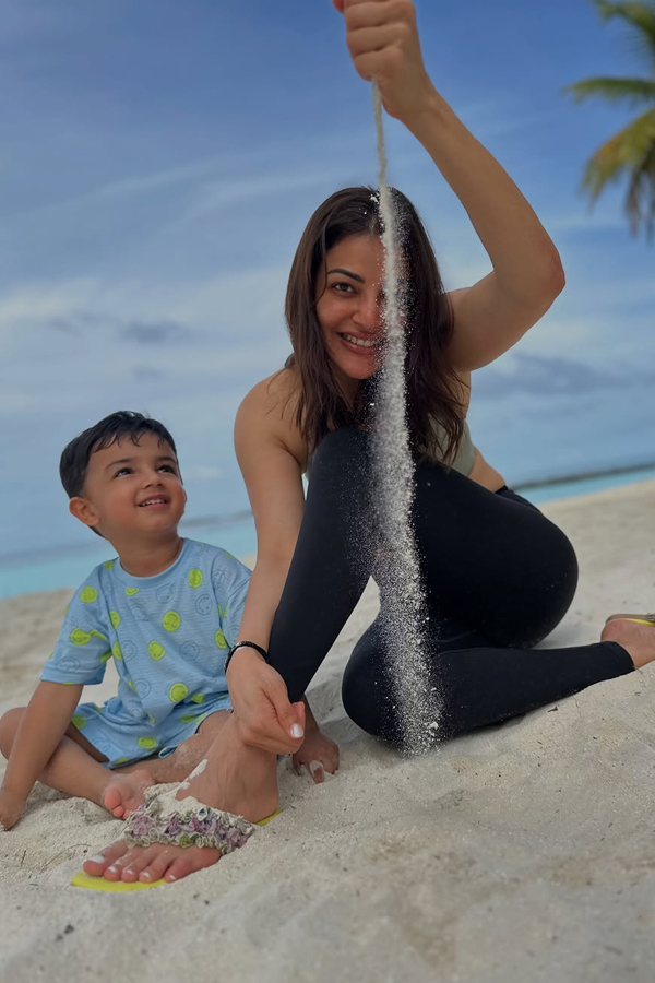  Actress Kajal Aggarwal Birthday Celebrations With Family Photos2
