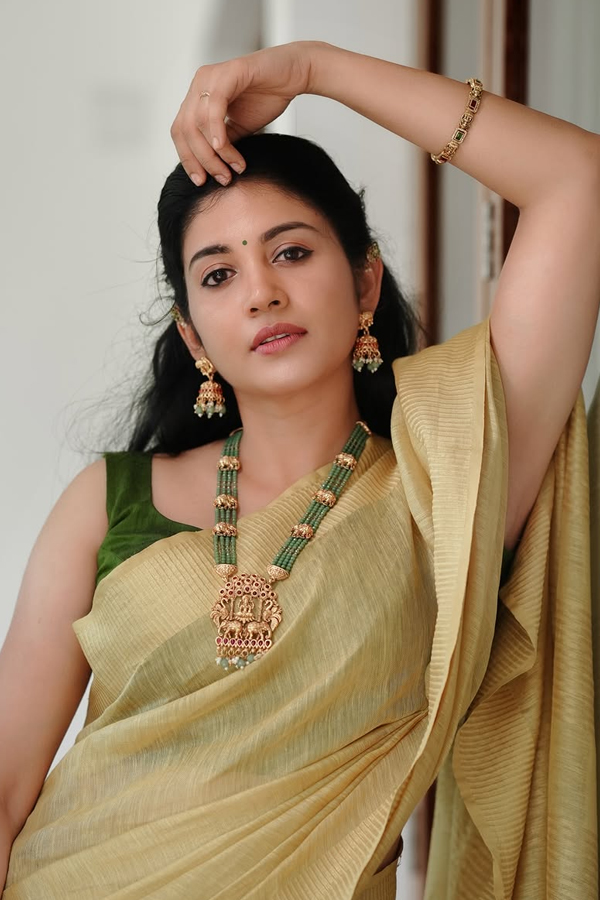 Actress Shivada Trending IN Social Media Photos7