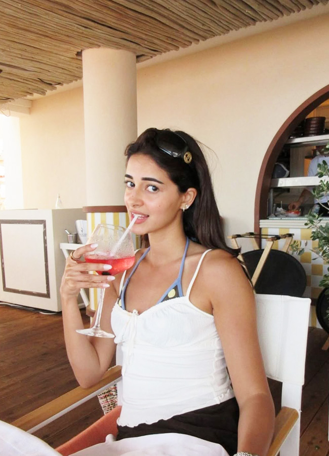 Liger Actress Ananya Panday Enjoys a Vacation in Monaco Photos..2
