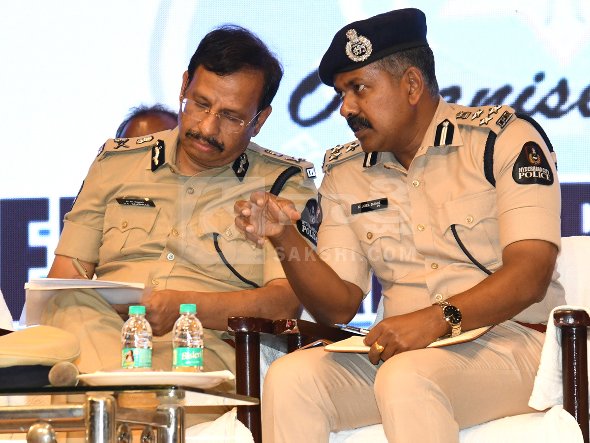 CP sajjanar warning on Minor Driving safe school envinronment in Hyderabad Photos 3
