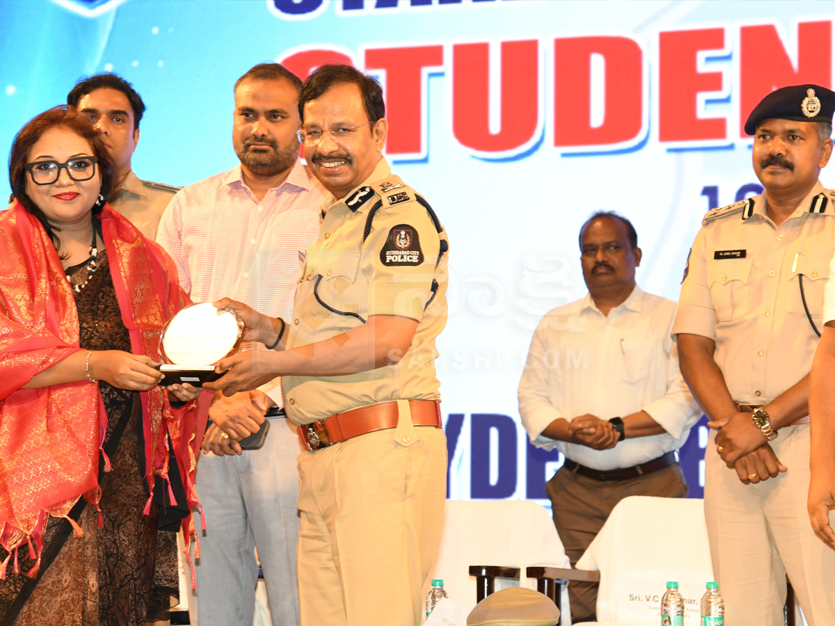 CP sajjanar warning on Minor Driving safe school envinronment in Hyderabad Photos 5