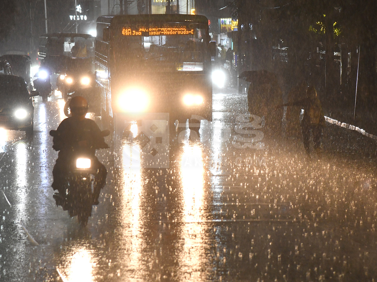 Heavy Rain in Hyderabad Yesterday Night14