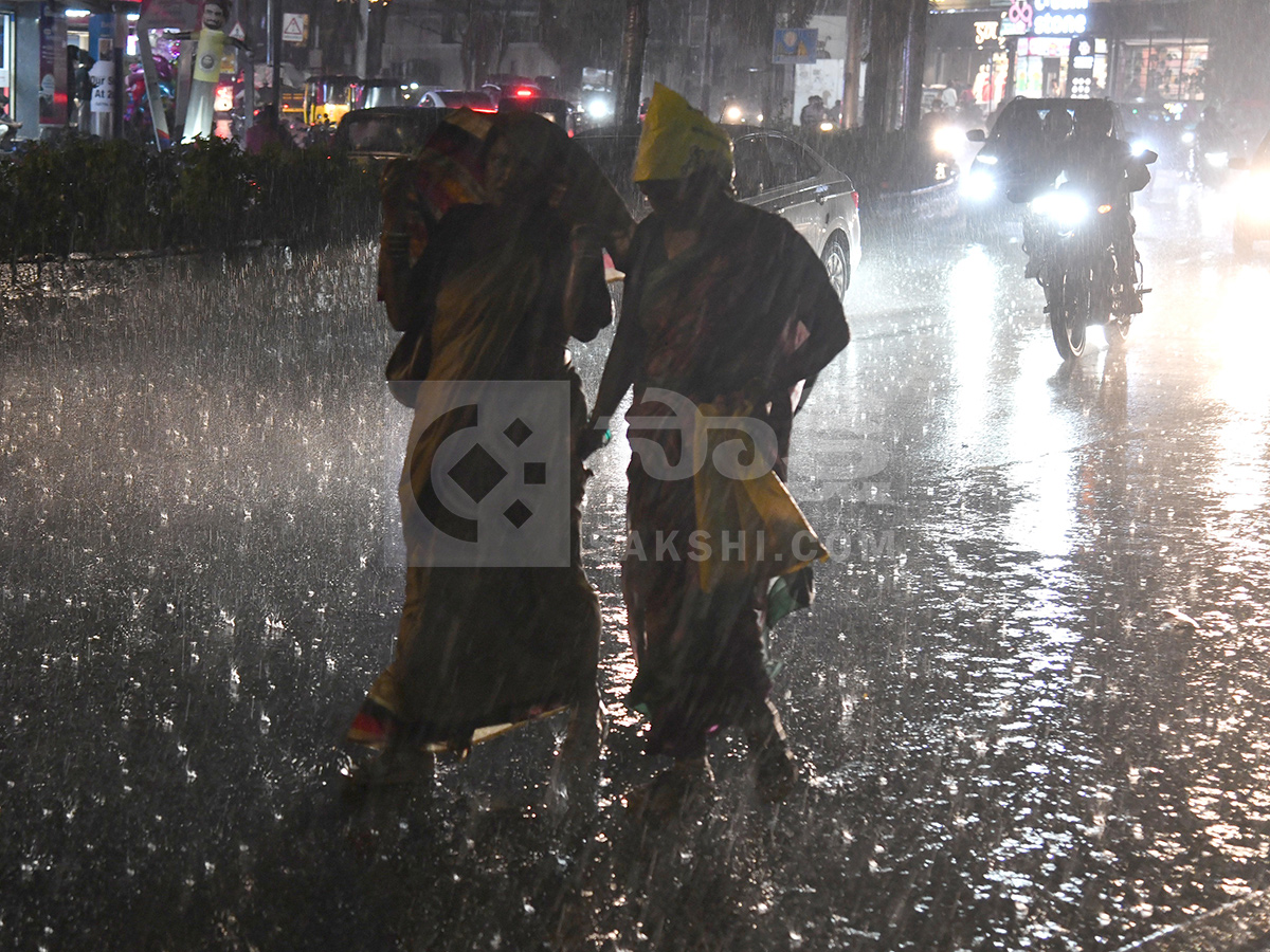 Heavy Rain in Hyderabad Yesterday Night18
