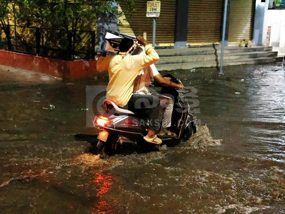 Heavy Rain in Hyderabad Yesterday Night6