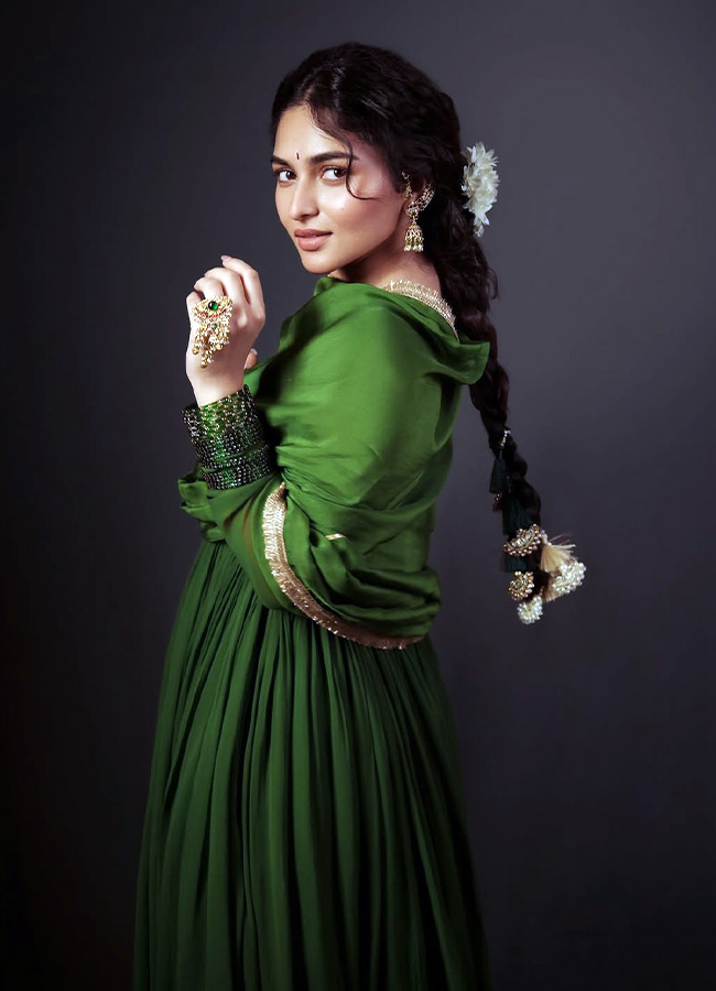 "Kayadu Lohar's Butterfly-Like Charm Captivates Fans - See the Photos"3
