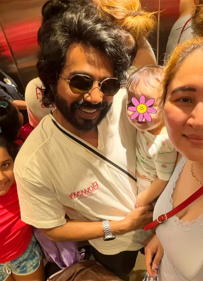 Hero Vishnu Vishal foreign trip with family photos10