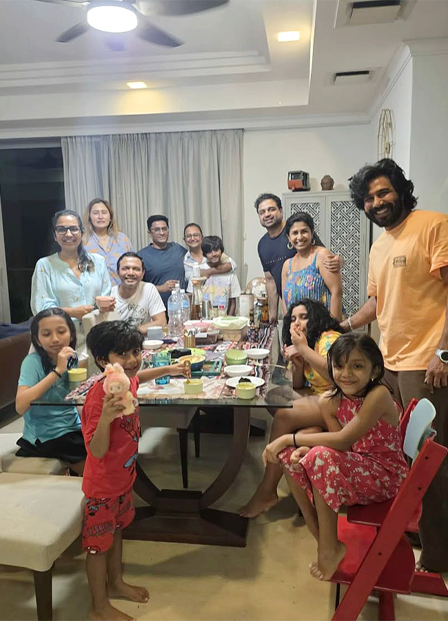 Hero Vishnu Vishal foreign trip with family photos7