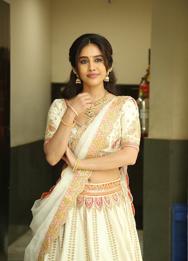 Actress Nabha Natesh Nagabandham Movie Stills HD3