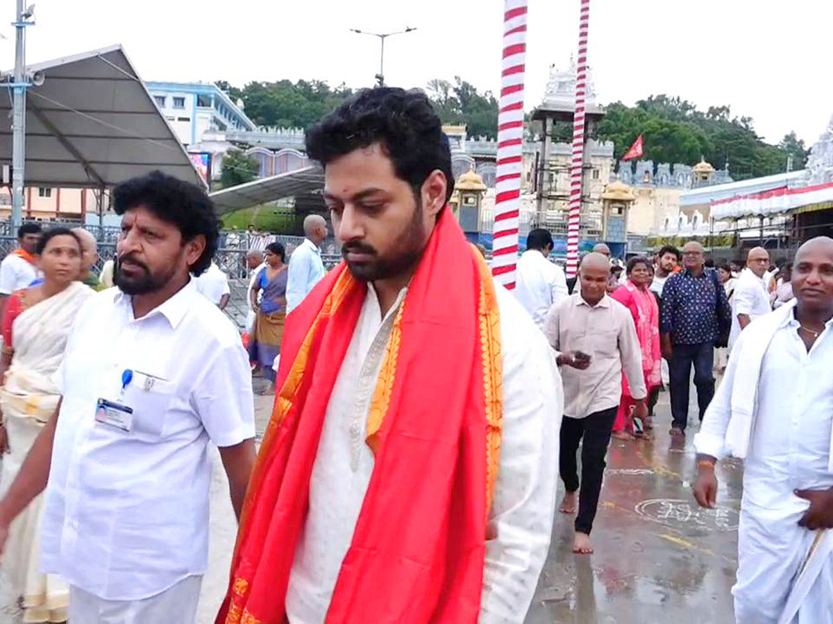 Nandamuri Mokshagna Teja Visited Tirumala Today14