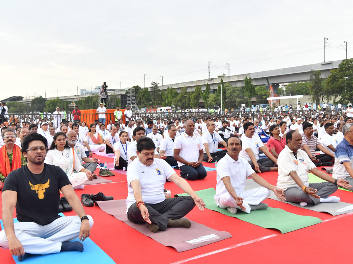 Yoga Celebration In Parade Grounds HD Photos3