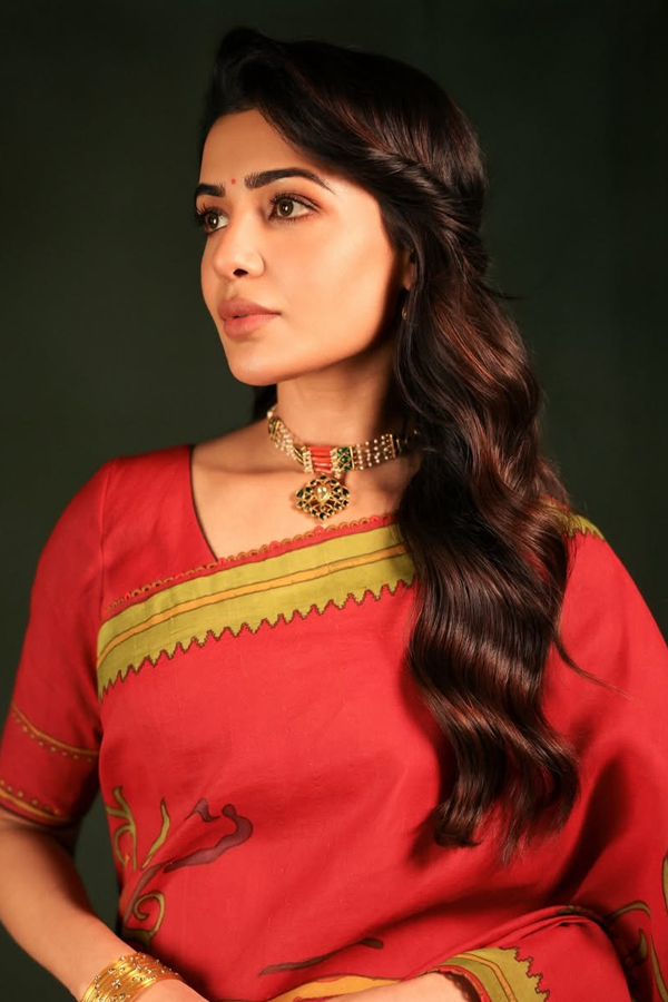 Actress Samantha is Trending photos7