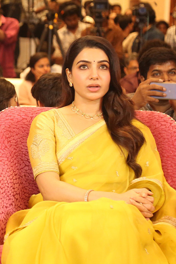 Actress Samantha is Trending photos8