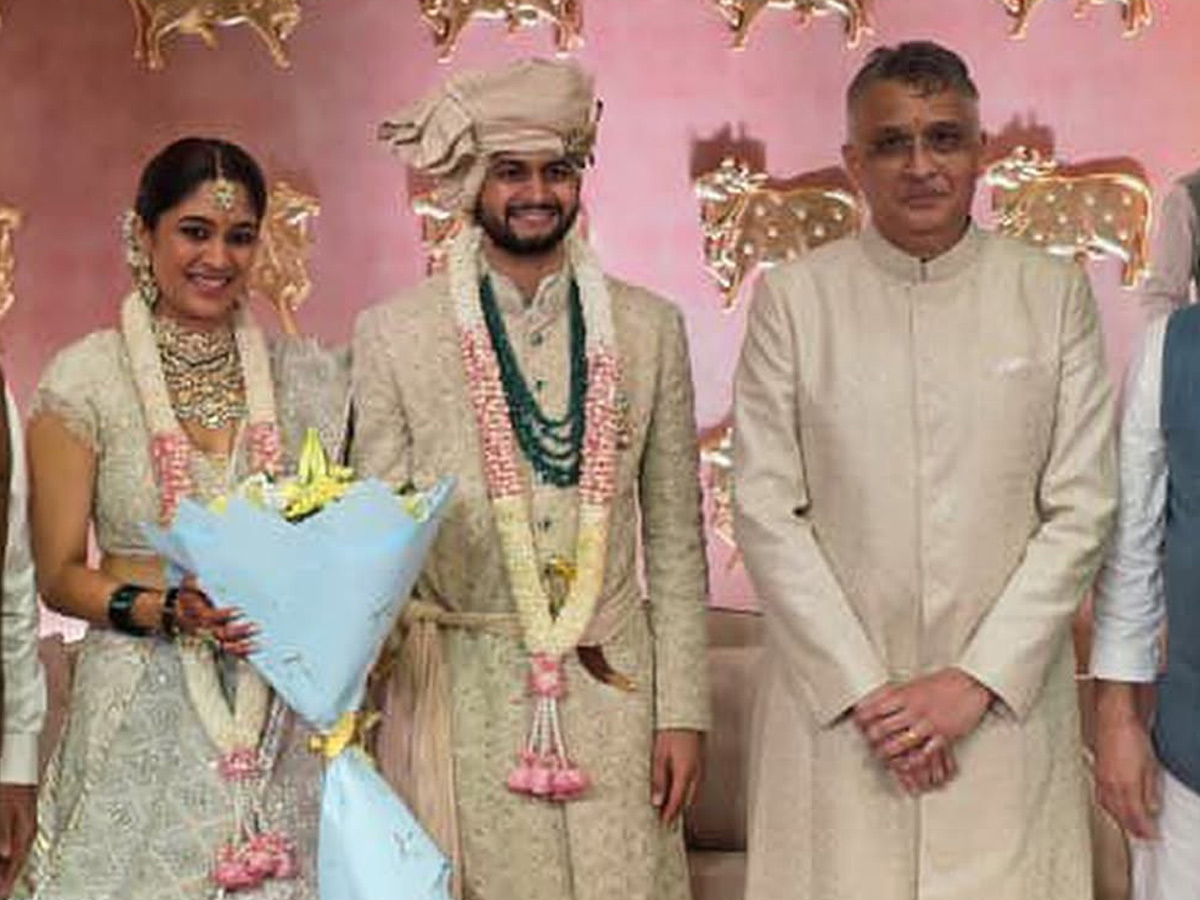 Political Leaders And officials Attend Supriya Sule Daughter Wedding in Mumbai Photos24