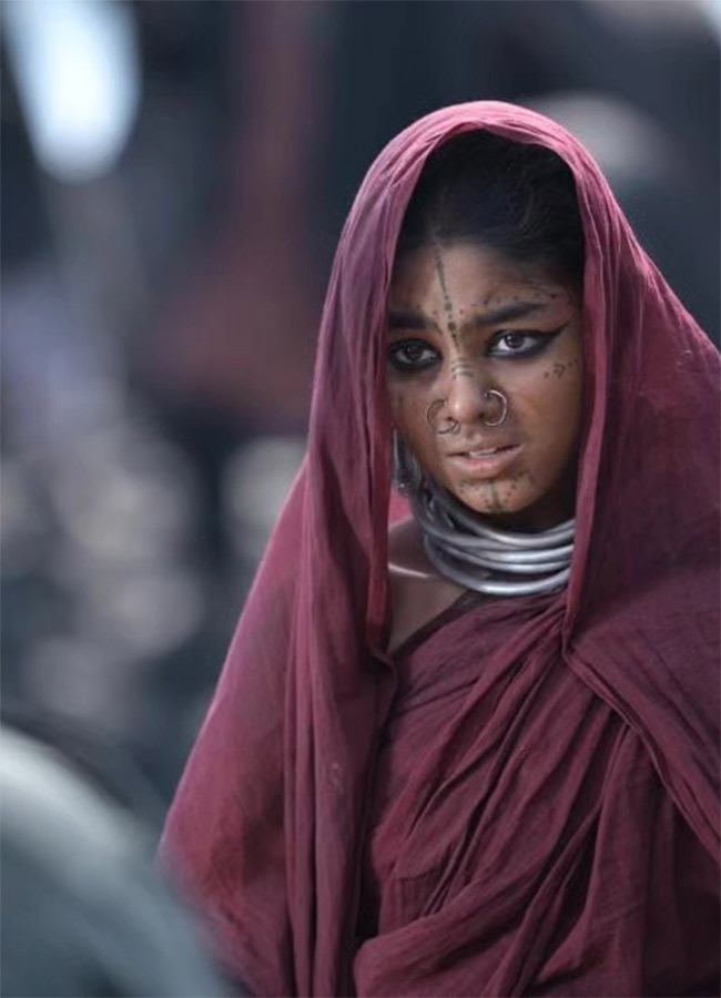Prabhas Salaar Movie Kateramma Child Artist Farzana Sayyed New Look Photos Goes Viral14
