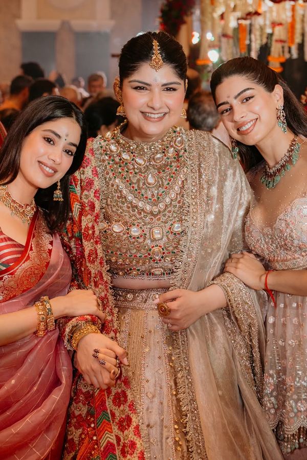 Anshula Kapoor's pre-wedding festivities kicked off with great enthusiasm: Photos23