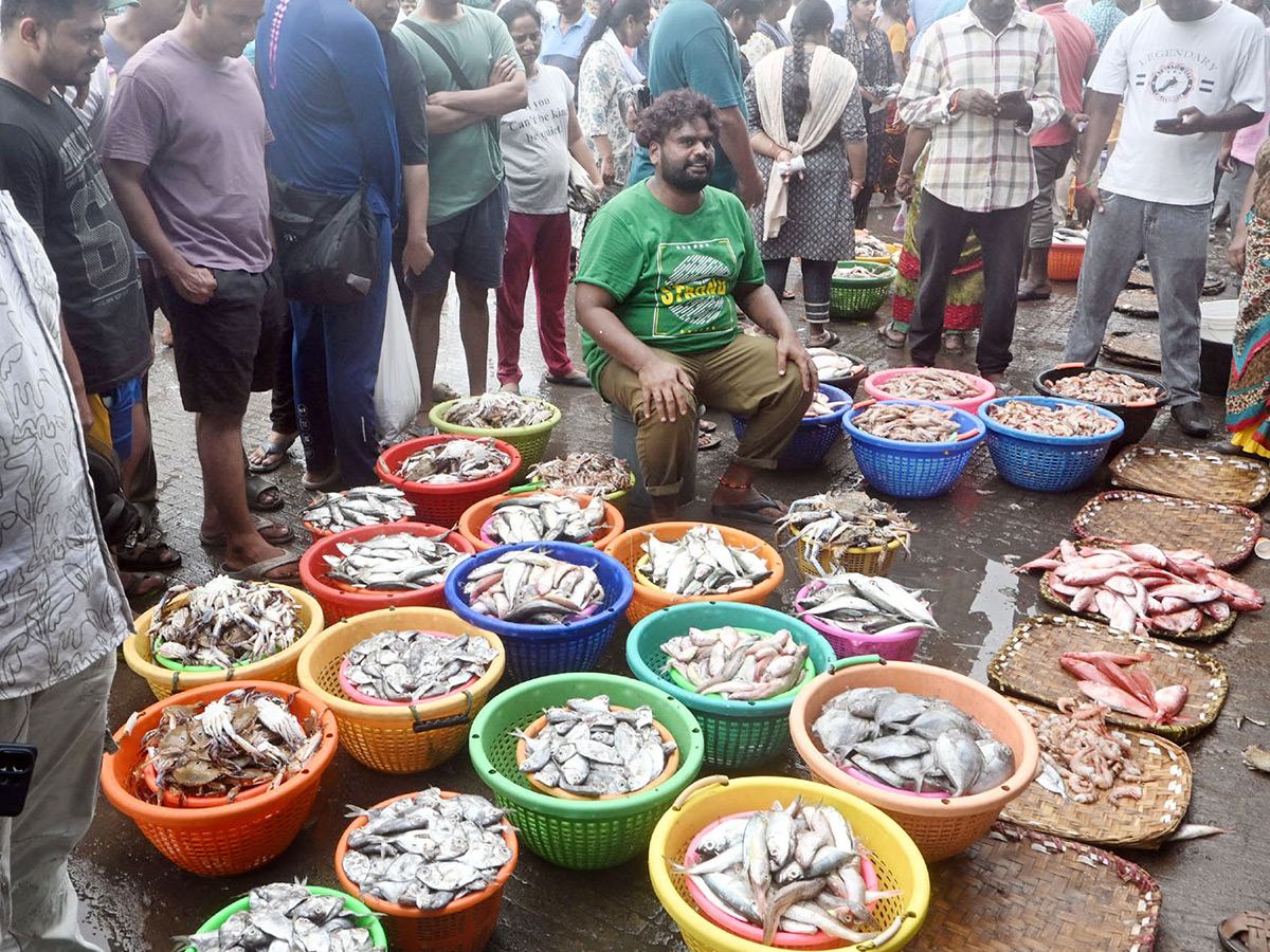 Fish Market Visakhapatnam Photos2
