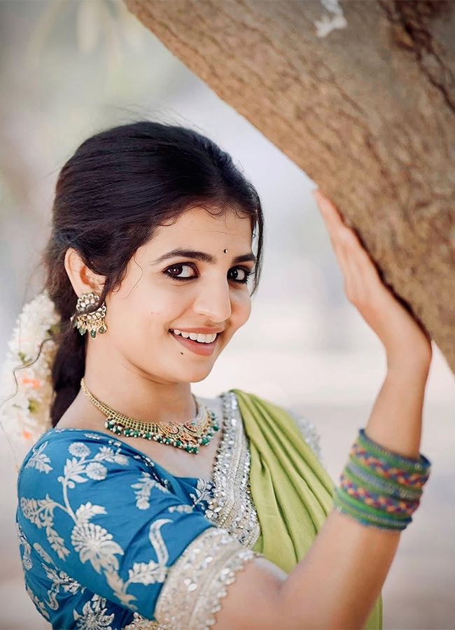 Folk Actress Nagadurga Gutha Full Story Viral Photos12