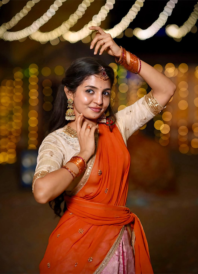 Folk Actress Nagadurga Gutha Full Story Viral Photos4
