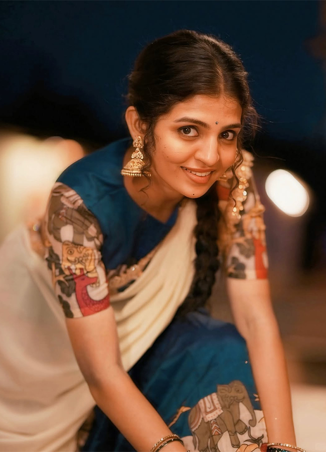 Folk Actress Nagadurga Gutha Full Story Viral Photos5