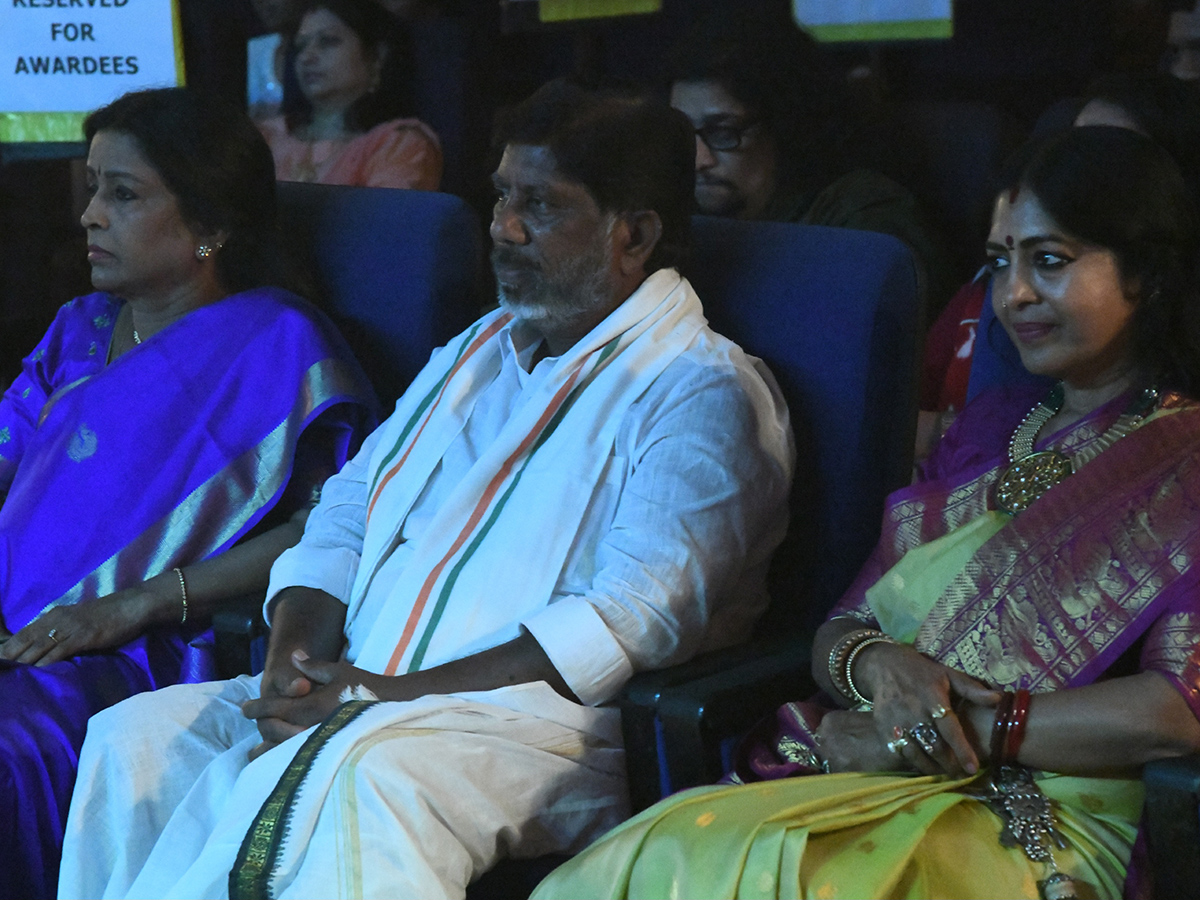 Hyderabad : Kuchipudi in Ravindra Bharathi HD Photos7