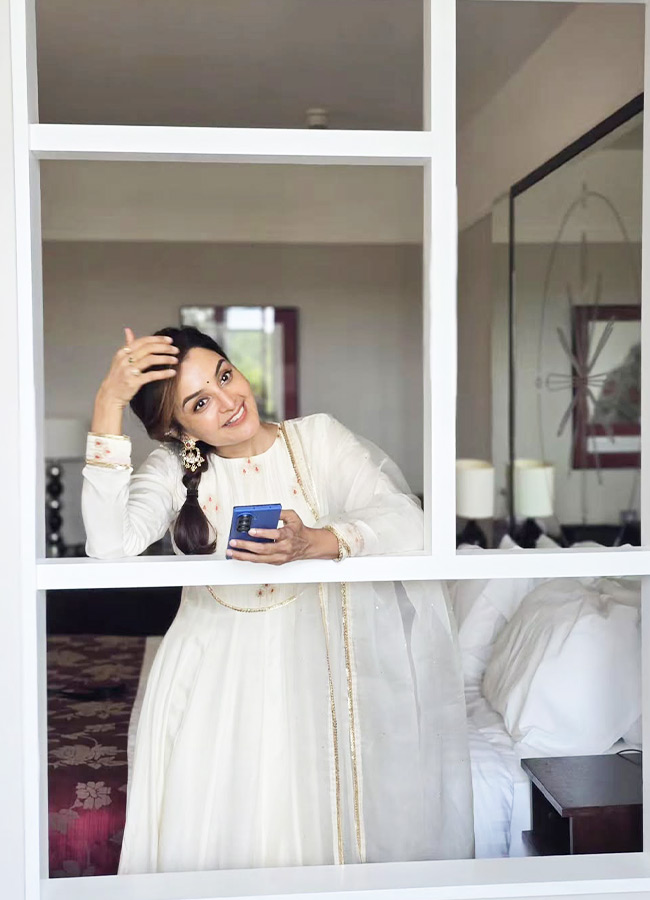 "Age is just a number, Manju Warrier Looks Even More Beautiful At 47 (Photos)"15