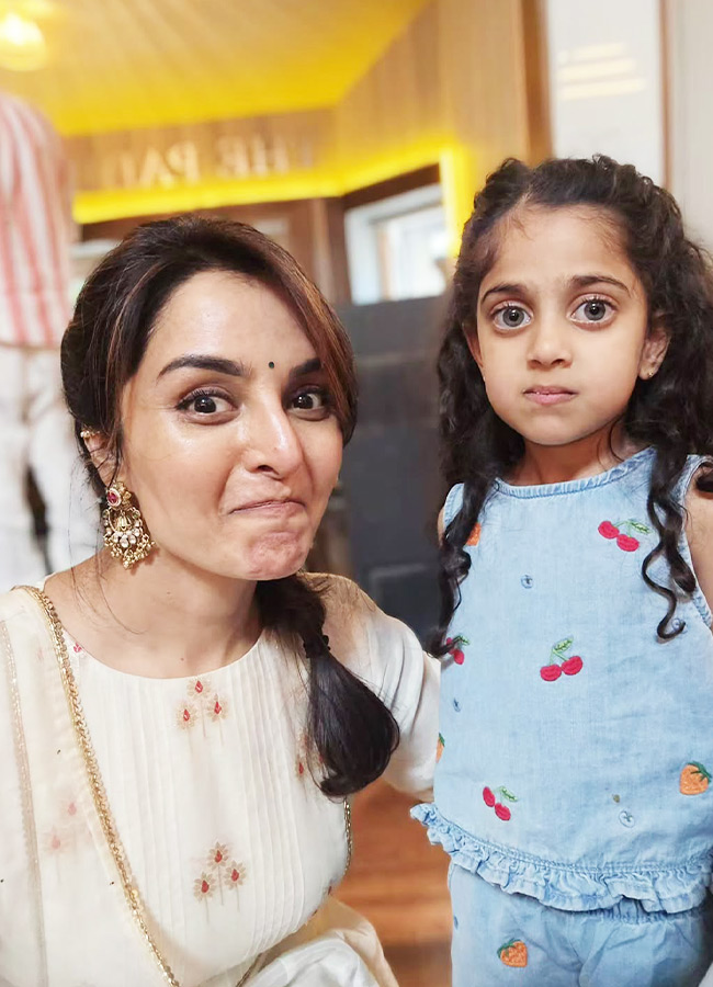 "Age is just a number, Manju Warrier Looks Even More Beautiful At 47 (Photos)"6