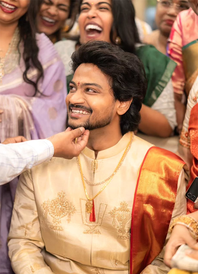 Shanmukh Jaswanth Wife Vaishnavi Chodisetti After Marriage3