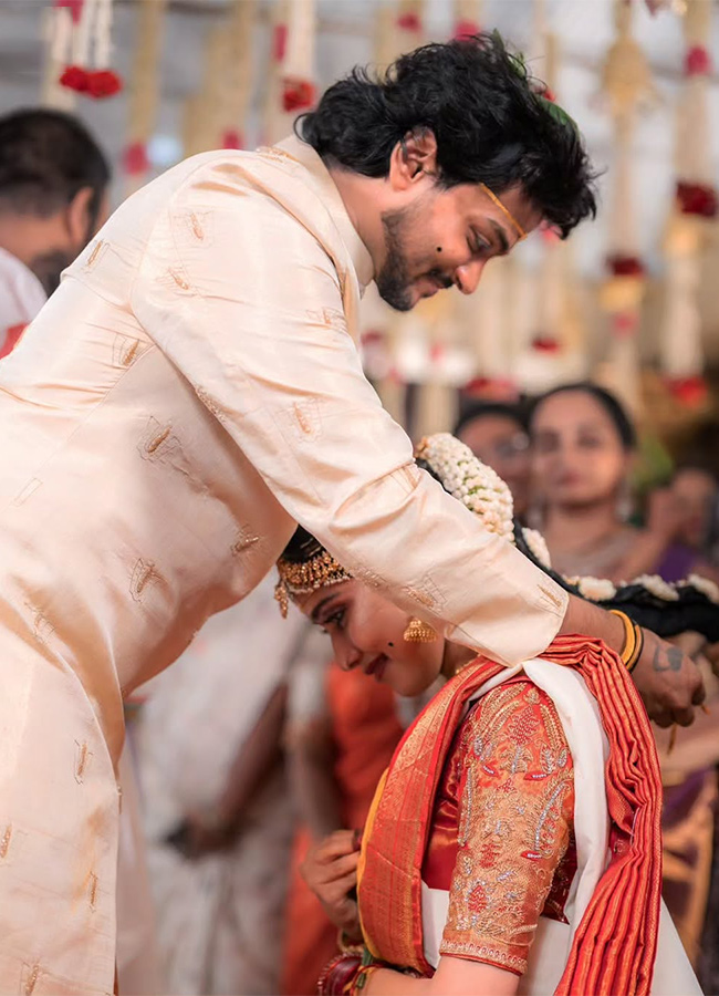 Shanmukh Jaswanth Wife Vaishnavi Chodisetti After Marriage6