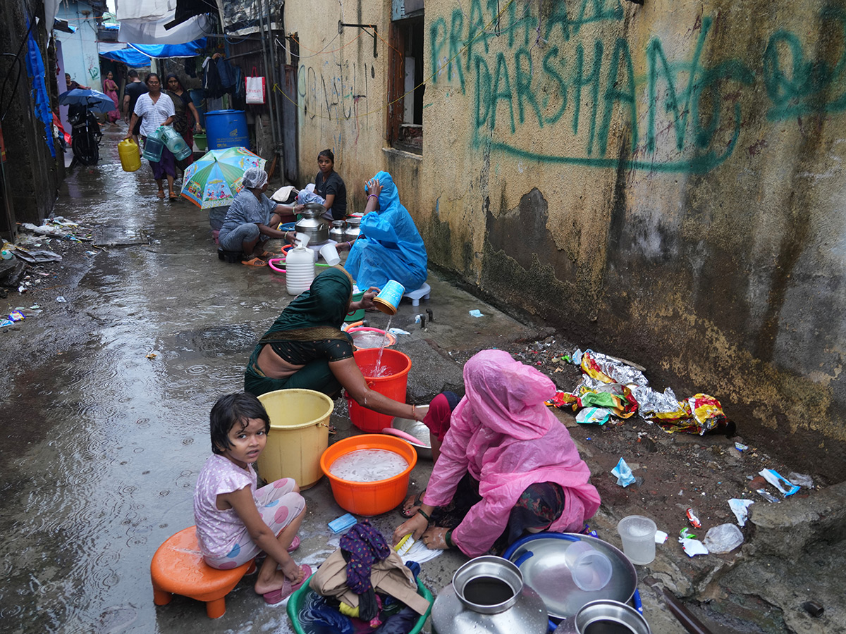 #MumbaiRains : Heavy Rains In Mumbai HD Photos14