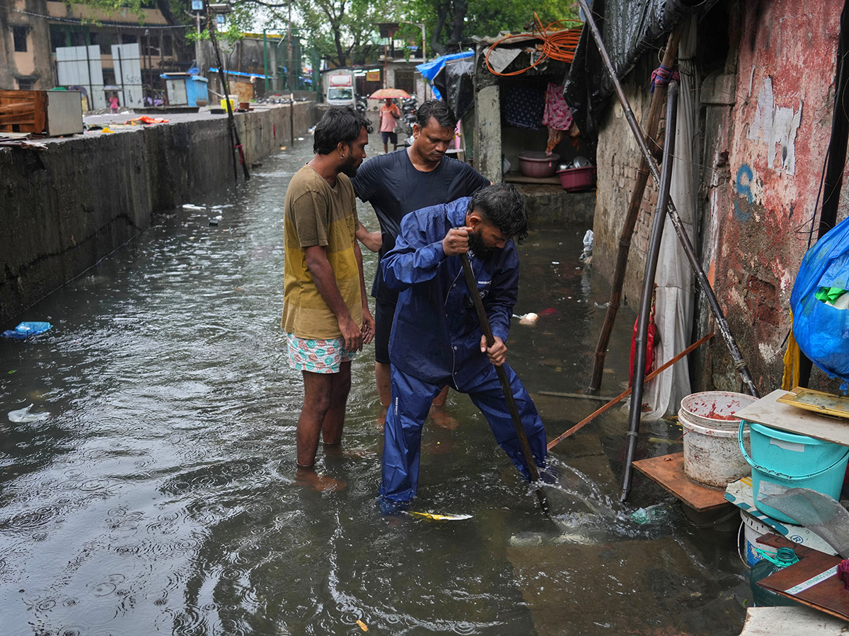 #MumbaiRains : Heavy Rains In Mumbai HD Photos16