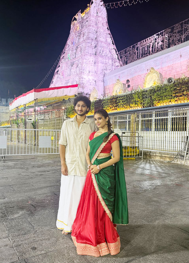 Young Tollywood Hero and Heroine Visit Tirumala Photos6
