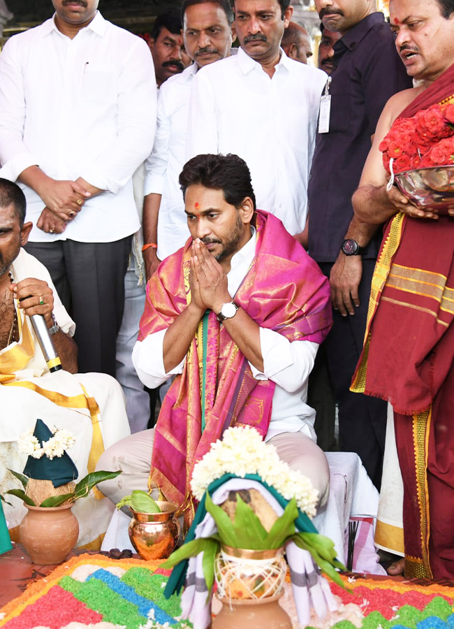 "Y. S. Jagan Mohan Reddy at the Inauguration of Gattu Sri Lakshmi Narasimha Swamy Temple"14