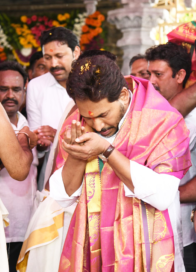 "Y. S. Jagan Mohan Reddy at the Inauguration of Gattu Sri Lakshmi Narasimha Swamy Temple"17